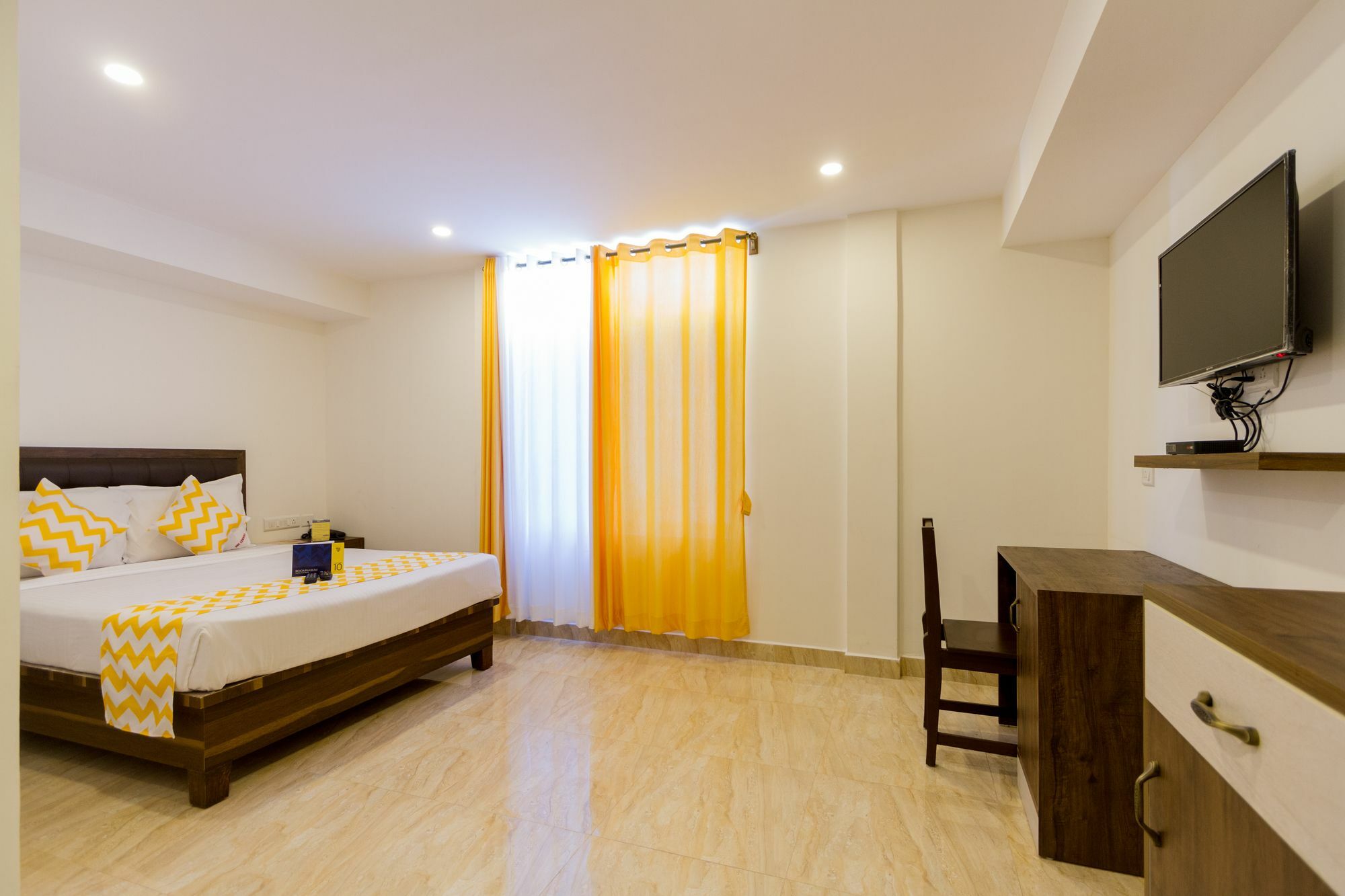 Fabhotel Oakwey Inn Indiranagar 벵갈루루 외부 사진