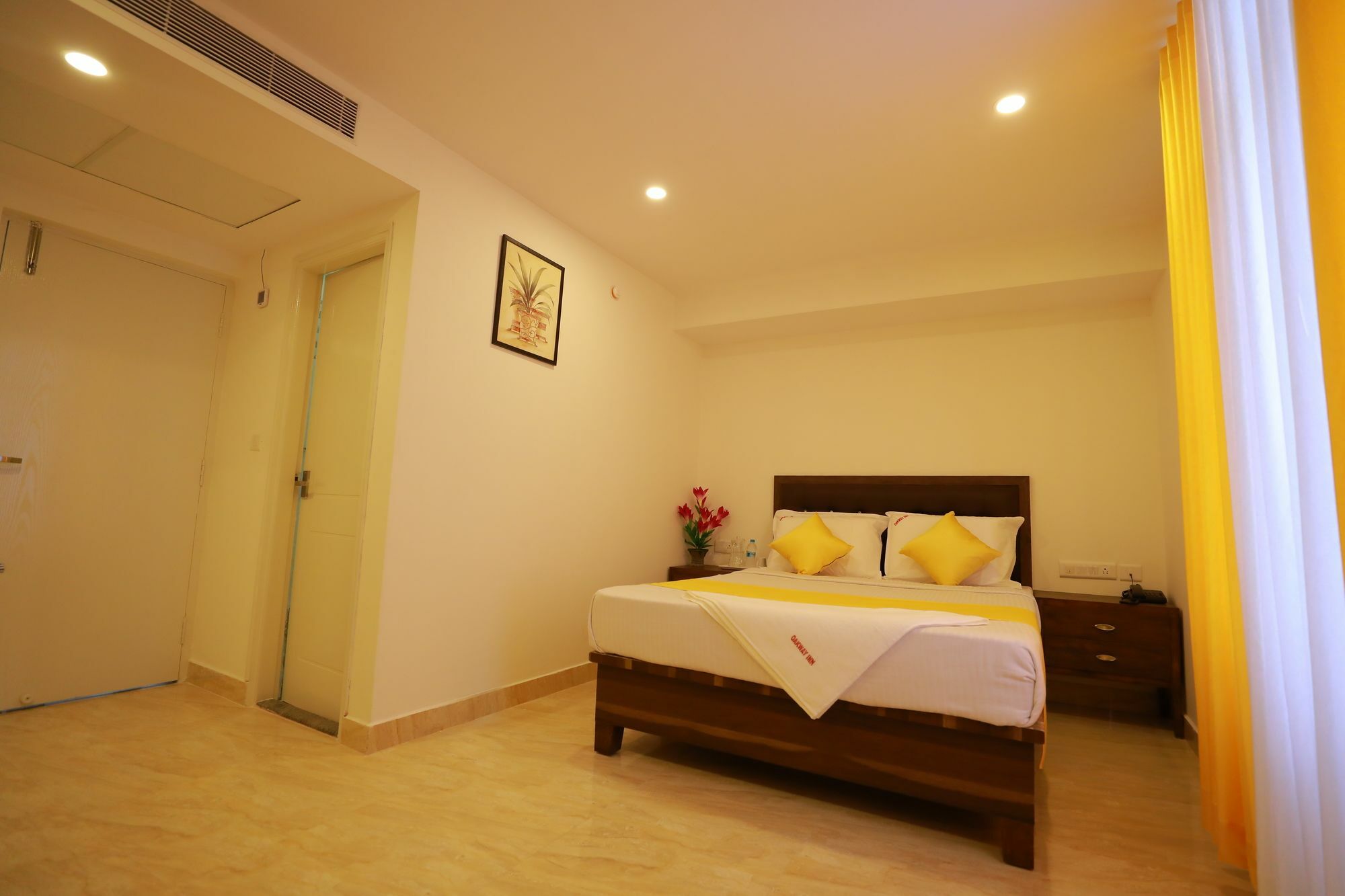 Fabhotel Oakwey Inn Indiranagar 벵갈루루 외부 사진