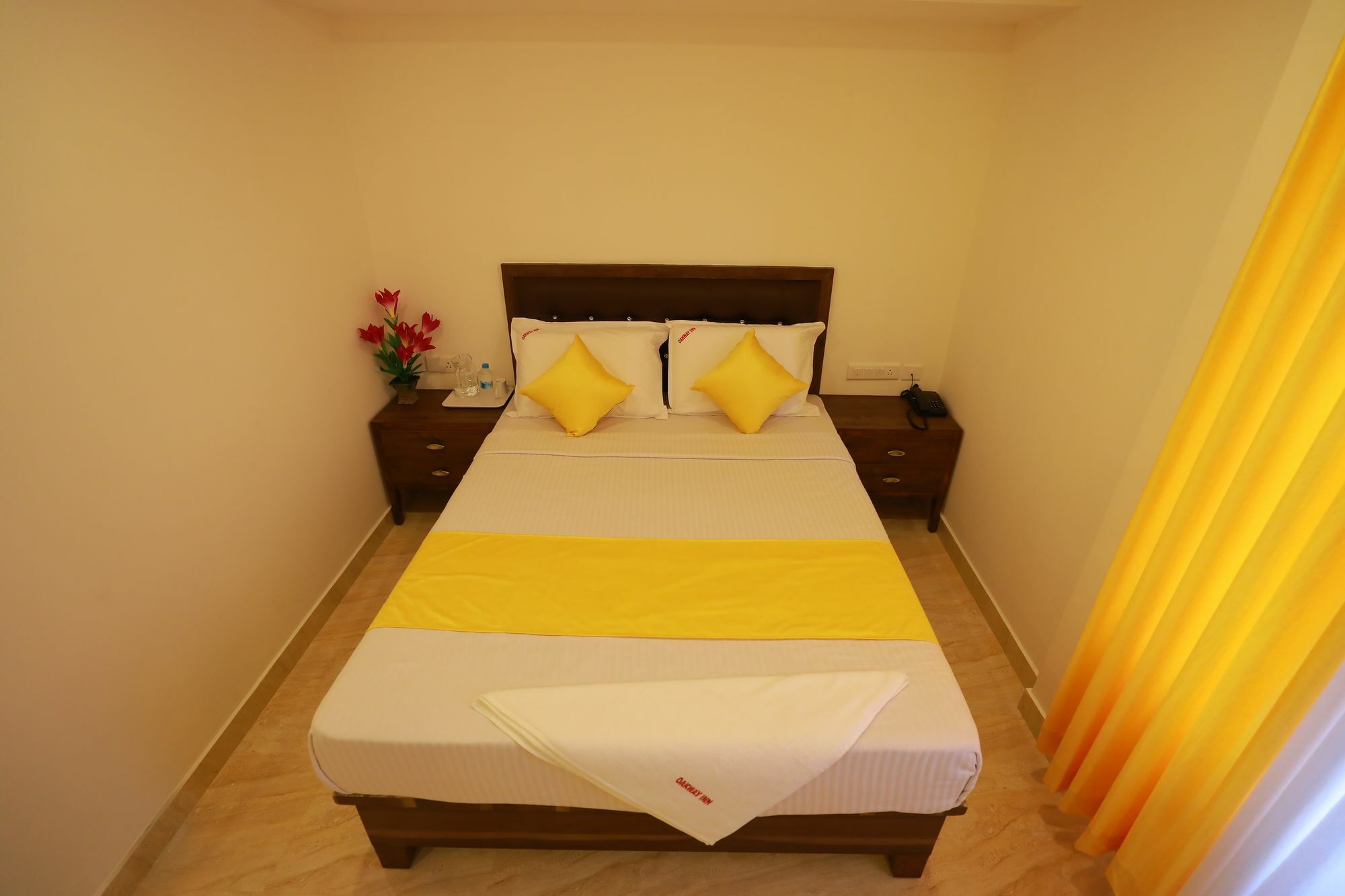 Fabhotel Oakwey Inn Indiranagar 벵갈루루 외부 사진